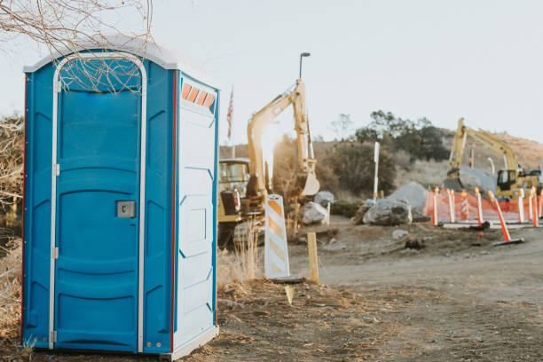 Best Portable toilet rental cost  in Clive, IA