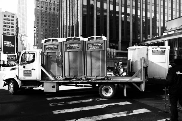 Best Portable restroom solutions  in Clive, IA