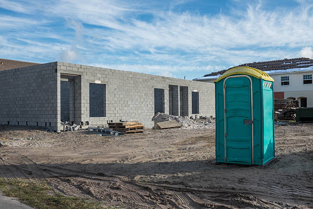 Best Luxury portable toilet rental  in Clive, IA